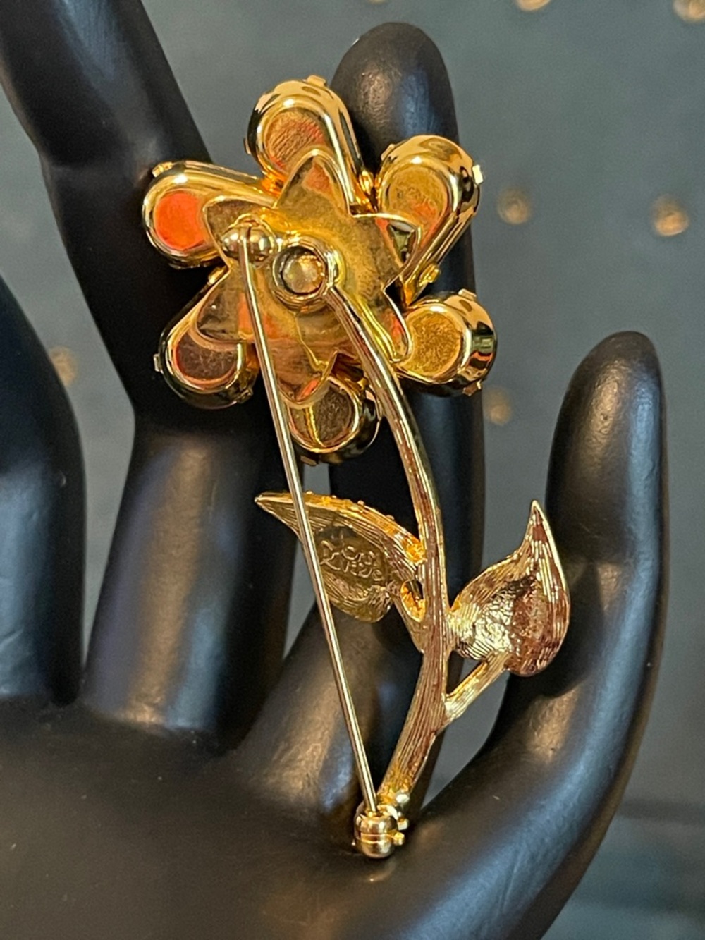 Joan Rivers Classic Spring Spinning Pastel Flower Pinwheel Rhinestone Brooch - Picture 5 of 8